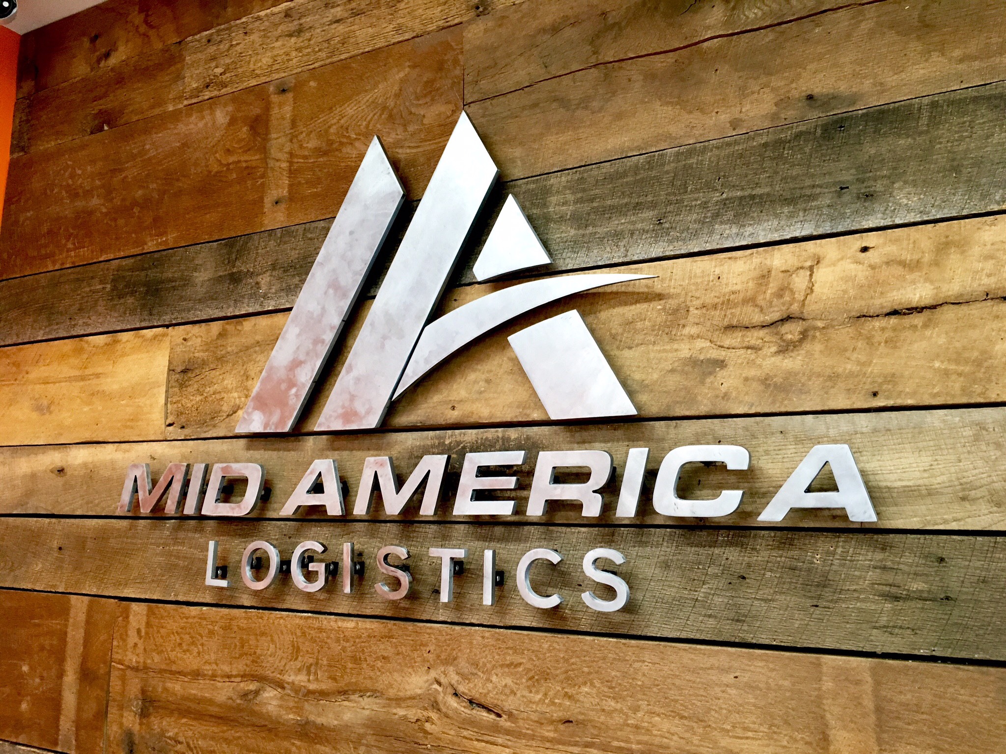 Mid America Logistics Launches "AppLess" Smartphone Tracking Newswire