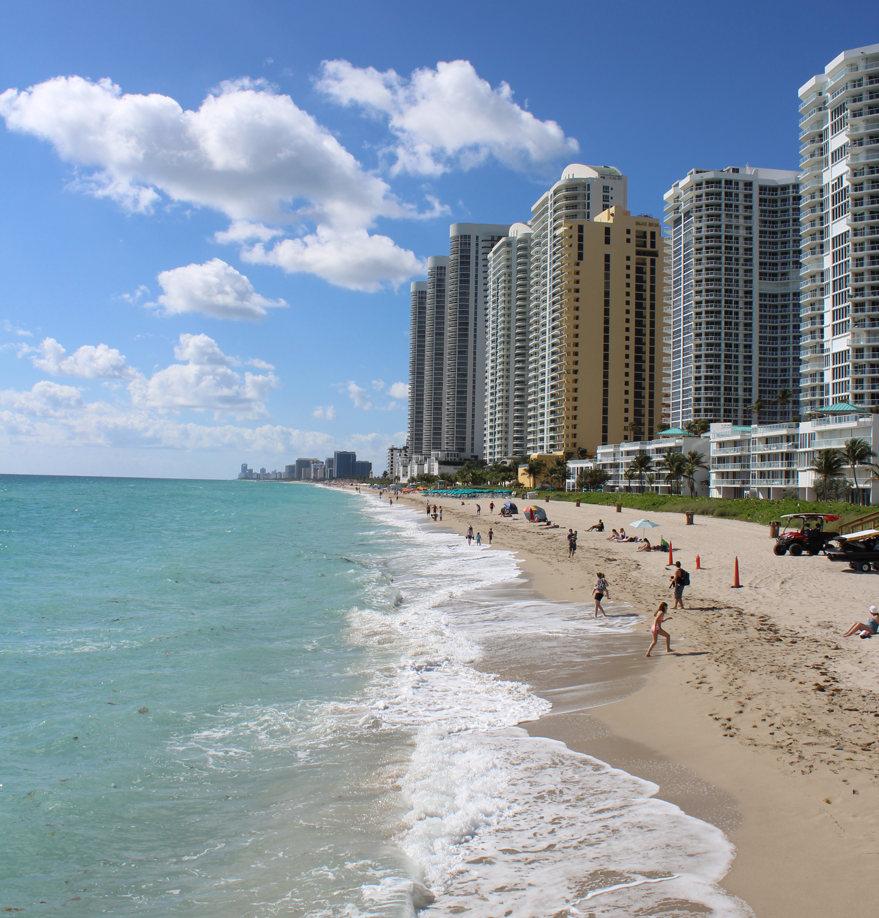 Sunny Isles Beach Named Miami Dade Best Beach in the South Florida Parenting Kids Crown Awards